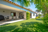 Propriété à vendre à Sainte-Maxime, Var - 2 195 000 € - photo n°1