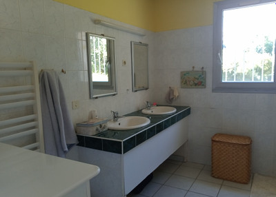 French property for sale in Villiers-le-Roux, Charente - €183,040 - photo 5