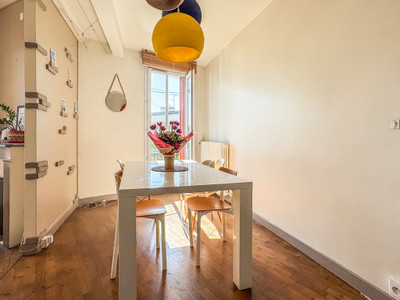 French property for sale in Viry-Châtillon, Essonne - €385,000 - photo 2