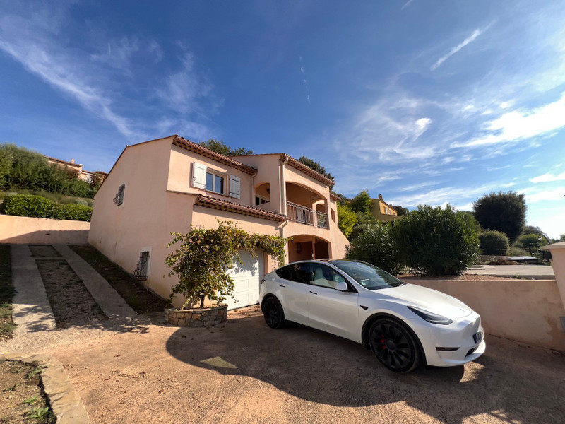 Maison à vendre à Carcès, Var - 498.000 € - photo 1