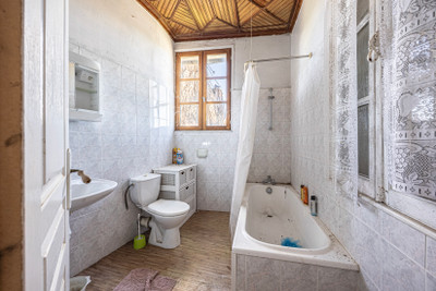 French property for sale in Puy-l'Évêque, Lot - €141,700 - photo 8