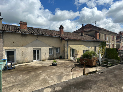 French property for sale in Thiviers, Dordogne - €79,000 - photo 1