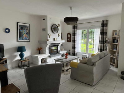 French property for sale in Saint-Seurin-de-Cadourne, Gironde - €312,900 - photo 3