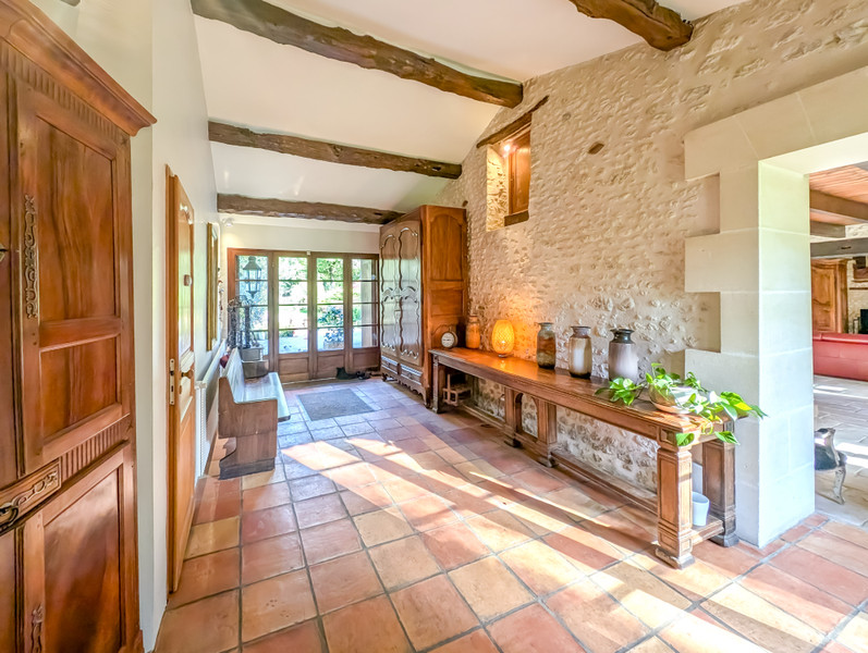 French property for sale in Montmérac, Charente - €579,000 - photo 2