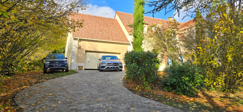 French property for sale in Maule, Yvelines - €850,000 - photo 14