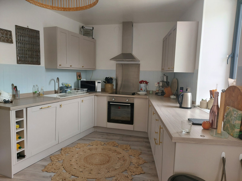 House in ChâteauneufsurCharente Charente Renovated detached