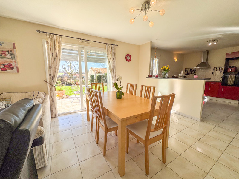 French property for sale in Saint-Maurice-le-Girard, Vendée - €267,500 - photo 3