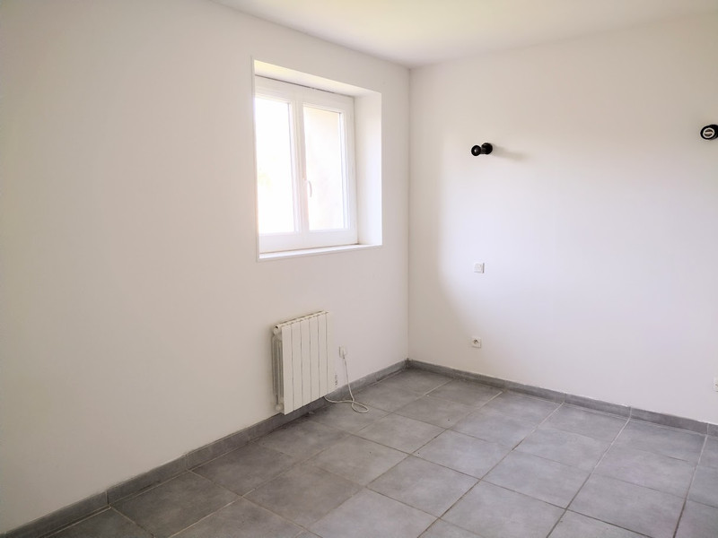 French property for sale in Lathus-Saint-Rémy, Vienne - €51,600 - photo 7