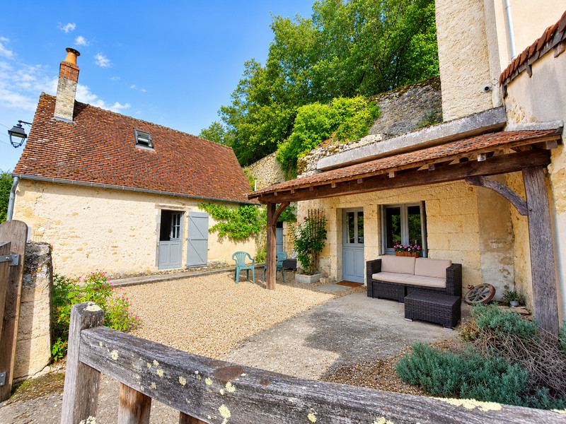 French property for sale in Ferrière-Larçon, Indre-et-Loire - €109,950 - photo 0