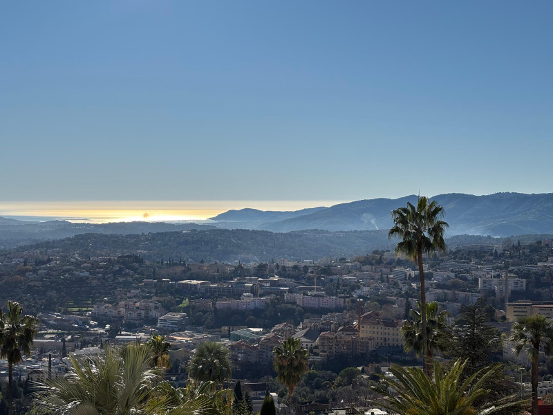 French property for sale in Grasse, Alpes-Maritimes - €374,000 - photo 8