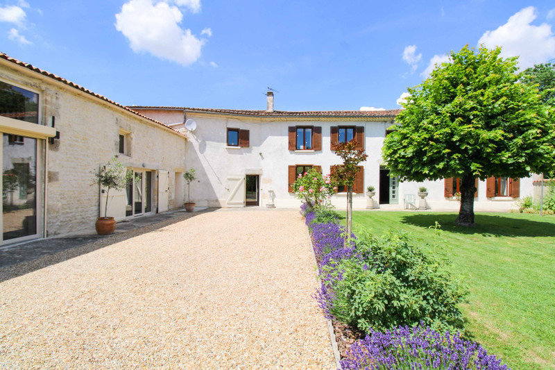 House for sale in SaintMartindeJuillers CharenteMaritime