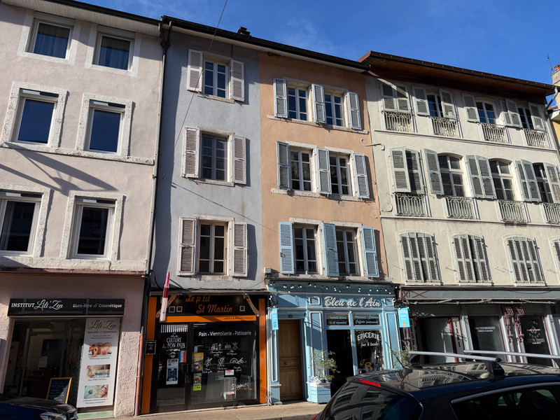French property for sale in Nantua, Ain - €316,500 - photo 2