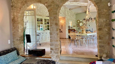 Enchanting Provencal villa with 4 bedrooms, pool, large summer kitchen and chill out house. Multiple terraces.