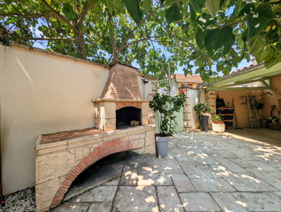 French property for sale in Soual, Tarn - €390,000 - photo 9