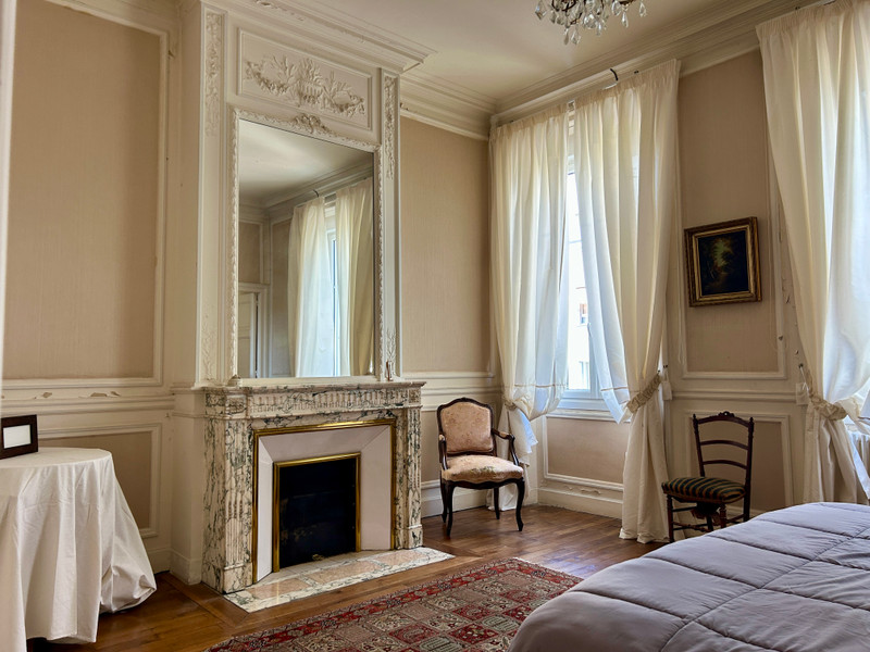 French property for sale in Bordeaux, Gironde - €2,065,000 - photo 9