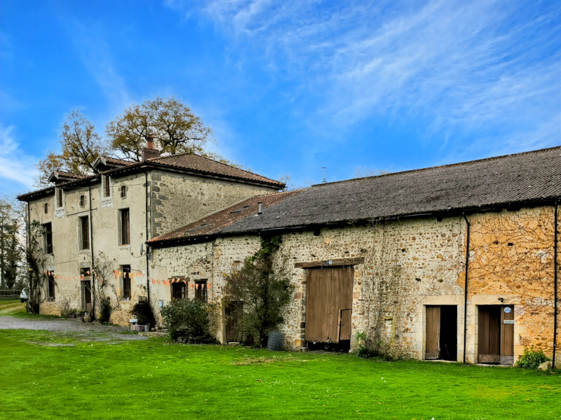 French property for sale in Val-d'Oire-et-Gartempe, Haute-Vienne - €452,000 - photo 0