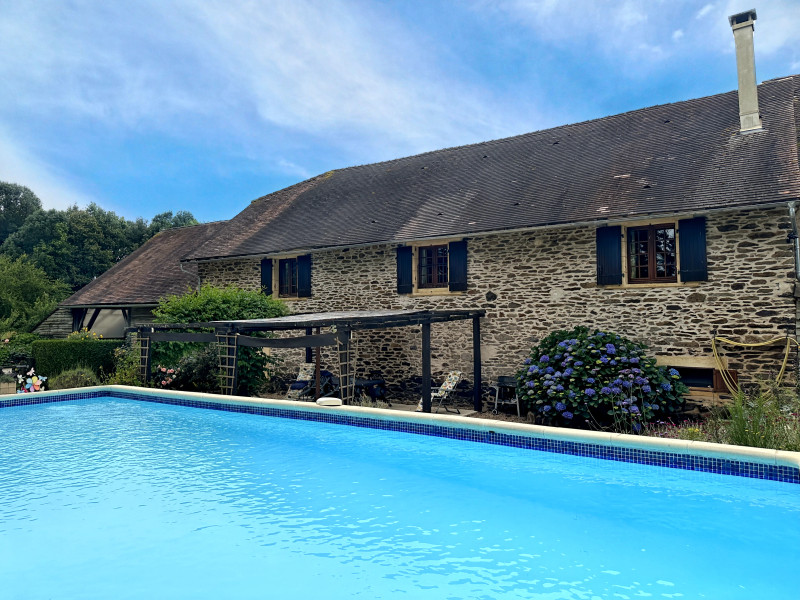 French property for sale in Chalais, Dordogne - €449,500 - photo 1