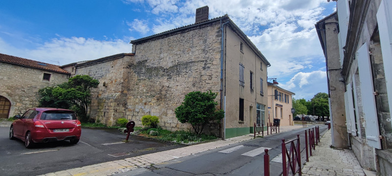 French property for sale in La Couronne, Charente - €150,000 - photo 1
