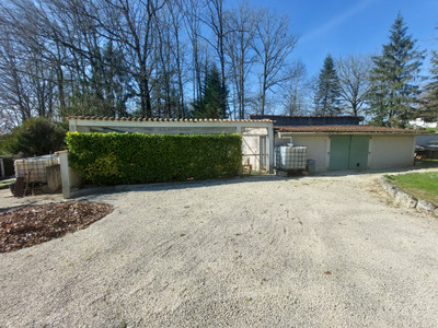 French property for sale in Dirac, Charente - €248,000 - photo 3