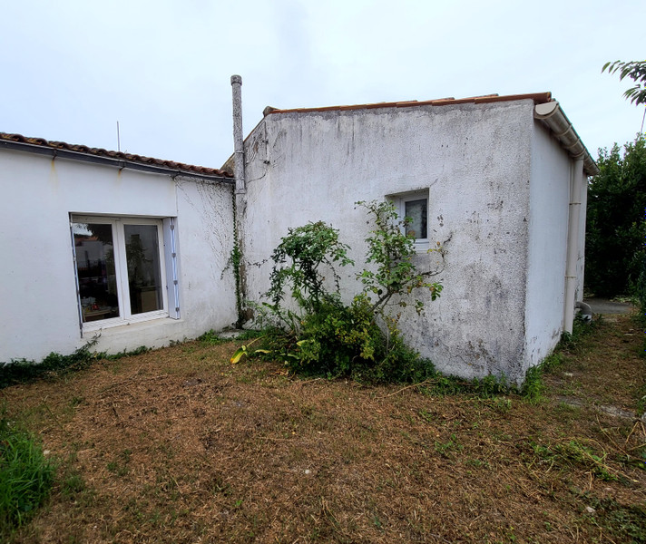 French property for sale in Charron, Charente-Maritime - &#8364;149,000 - photo 4
