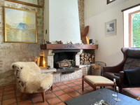 Maison à vendre à Val-d'Auge, Charente - 162.000 € - photo 4