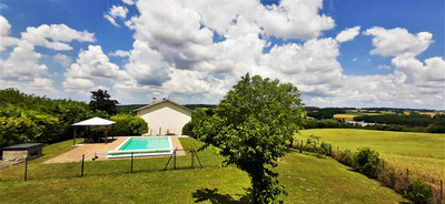 French property for sale in Pillac, Charente - €195,000 - photo 1