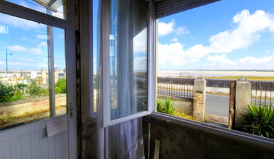 French property for sale in Port-des-Barques, Charente-Maritime - €124,000 - photo 4