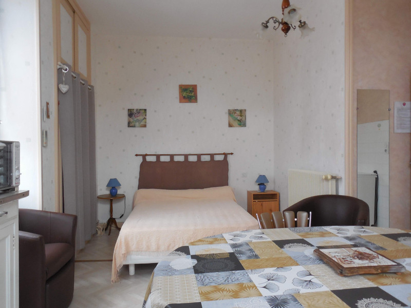 French property for sale in Évaux-les-Bains, Creuse - €177,900 - photo 4