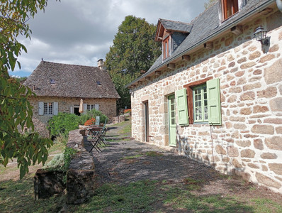 French property for sale in Saint-Geniez-ô-Merle, Corrèze - €431,500 - photo 8