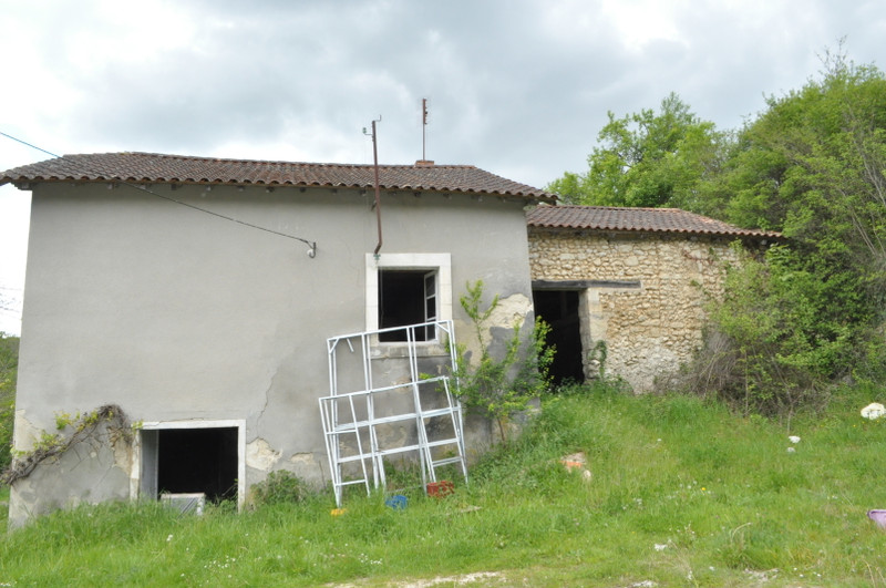 Maison à vendre à Saint-Aquilin, Dordogne - 119.900 € - photo 1