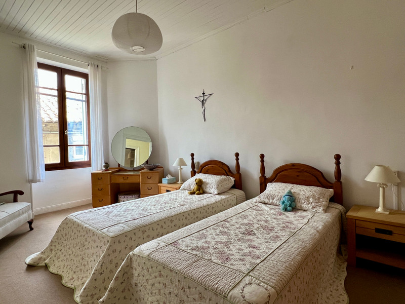 French property for sale in Allemans-du-Dropt, Lot-et-Garonne - €295,000 - photo 12