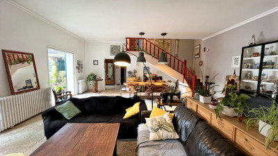 French property for sale in Villeneuve-lès-Avignon, Gard - €699,000 - photo 2
