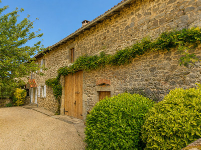 French property for sale in Saint-Saud-Lacoussière, Dordogne - €163,043 - photo 2