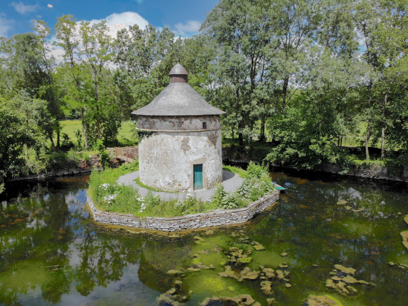 French property for sale in Nantes, Loire_Atlantique - €1,400,000 - photo 9