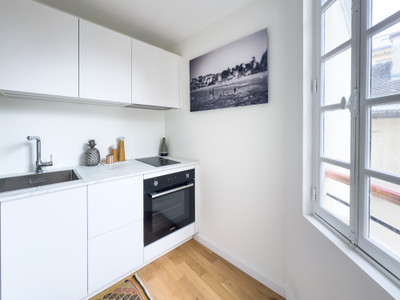 French property for sale in Paris 4e Arrondissement, Paris - €690,000 - photo 2