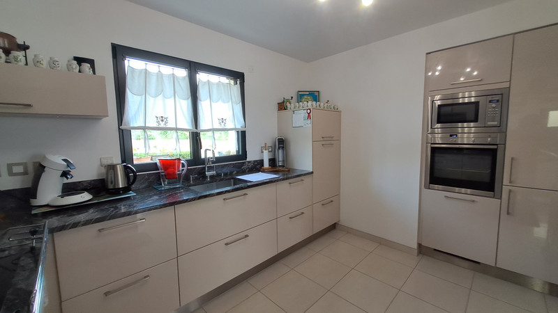 French property for sale in Tessy-Bocage, Manche - €361,400 - photo 2