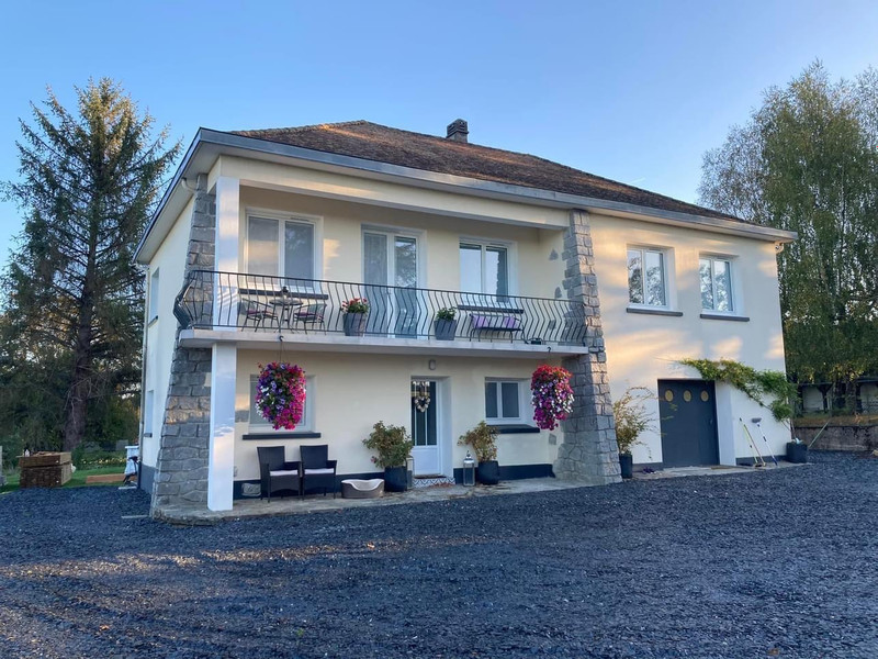 Maison à vendre à Saint-Jory-de-Chalais, Dordogne - 275.000 € - photo 1