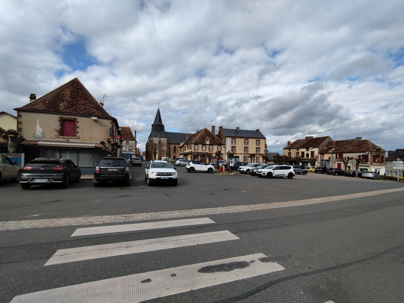 French property for sale in Chaillac, Indre - €166,320 - photo 3