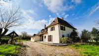 Maison à vendre à Montpon-Ménestérol, Dordogne - 386.900 € - photo 1