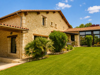 Propriété à vendre à Chantérac, Dordogne - 455 800 € - photo n°1