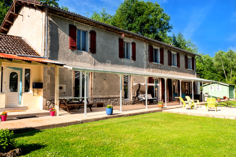 French property for sale in Marval, Haute-Vienne - €420,000 - photo 2