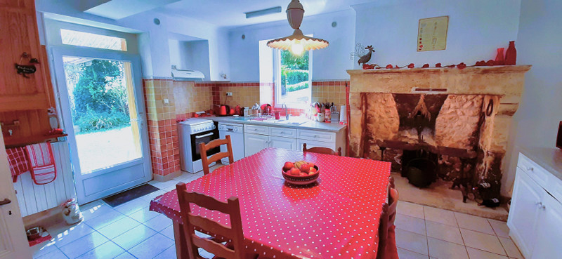 French property for sale in La Chapelle-Grésignac, Dordogne - €214,000 - photo 4