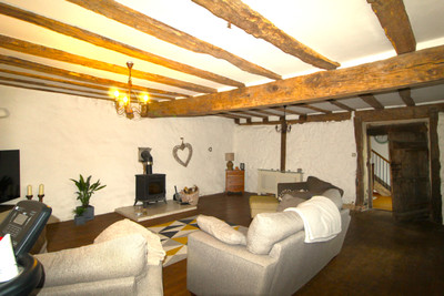 French property for sale in Asnières-sur-Blour, Vienne - €349,500 - photo 5