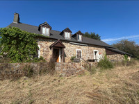 Maison à vendre à Blandouet-Saint Jean, Mayenne - 140.000 € - photo 1