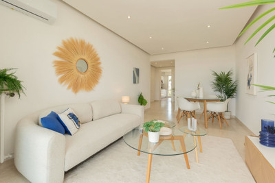 French property for sale in Nice, Alpes-Maritimes - €429,000 - photo 4