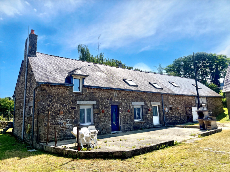 French property for sale in Champéon, Mayenne - €274,200 - photo 1