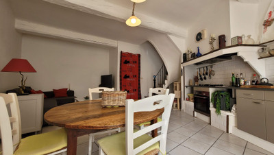 French property for sale in Saint-Laurent-de-la-Salanque, Pyrénées-Orientales - €168,000 - photo 1