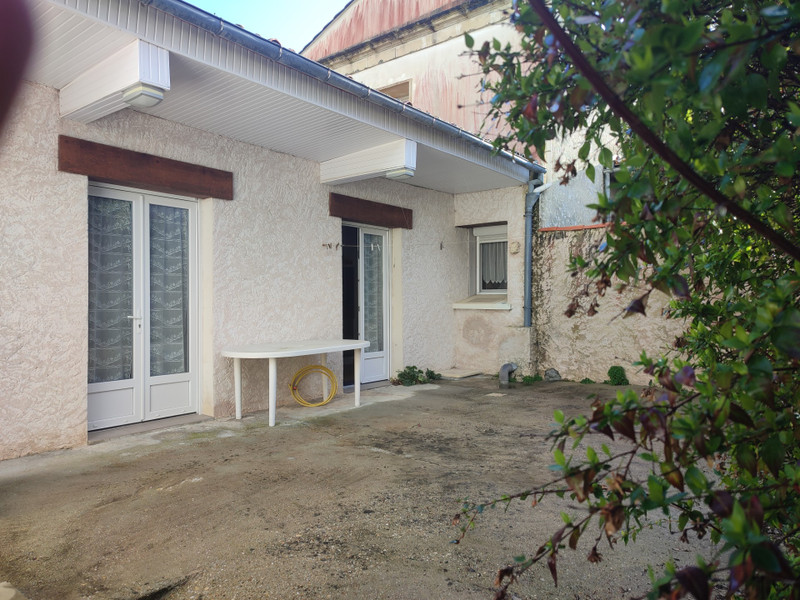 French property for sale in Arvert, Charente-Maritime - €197,950 - photo 3