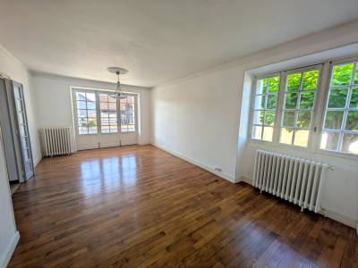 French property for sale in Mansac, Corrèze - €222,000 - photo 2