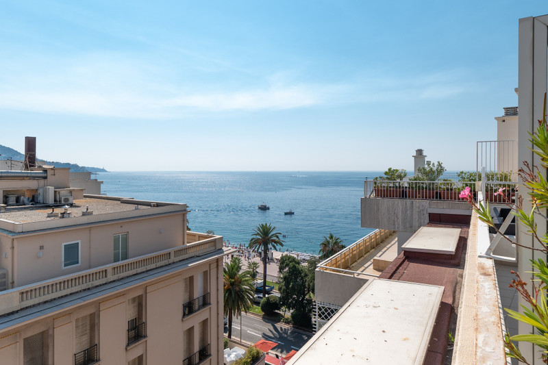 French property for sale in Nice, Alpes-Maritimes - €1,390,000 - photo 2